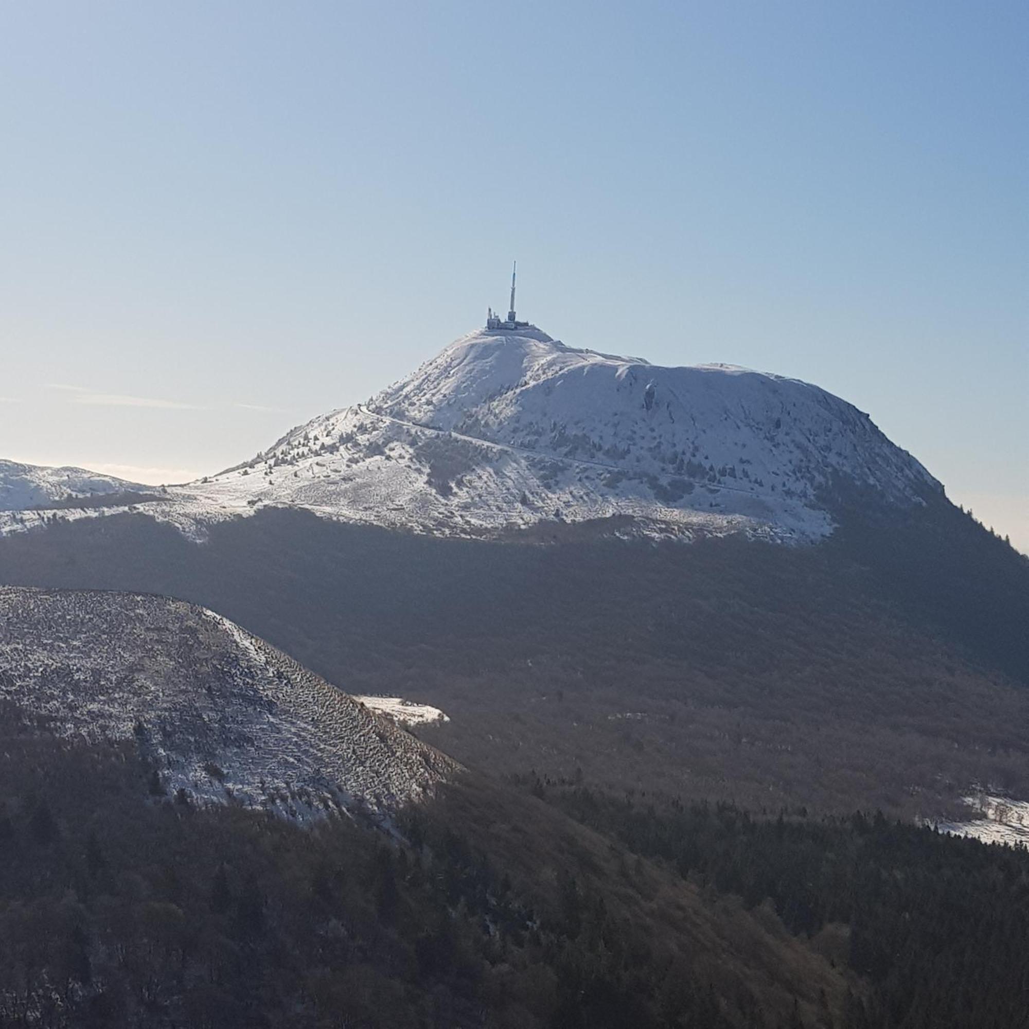 Sejour Au Coeur Des Volcans Saint-Ours  Szoba fotó