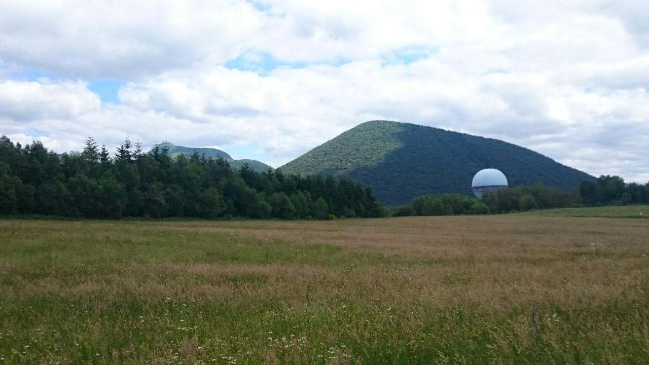 Sejour Au Coeur Des Volcans Saint-Ours  Kültér fotó