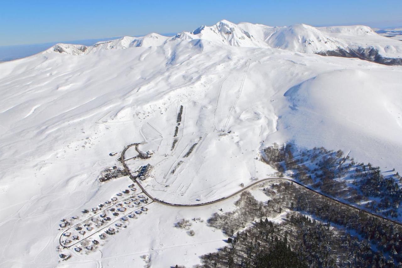 Sejour Au Coeur Des Volcans Saint-Ours  Kültér fotó